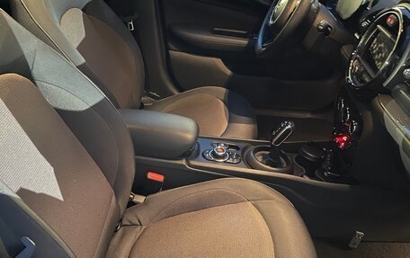 MINI Clubman, 2020 год, 2 290 000 рублей, 9 фотография