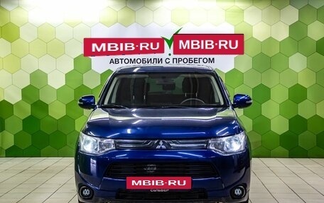 Mitsubishi Outlander III рестайлинг 3, 2013 год, 1 450 000 рублей, 3 фотография