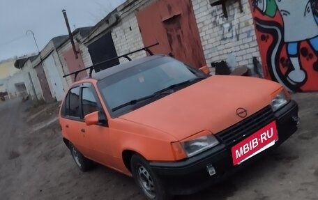 Opel Kadett E рестайлинг, 1988 год, 100 000 рублей, 2 фотография