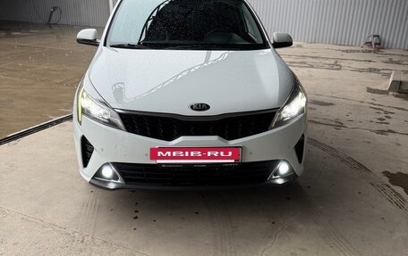 KIA Rio IV, 2021 год, 1 650 000 рублей, 5 фотография