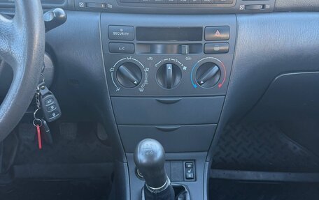 Toyota Corolla, 2003 год, 455 000 рублей, 28 фотография