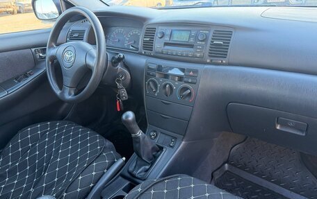 Toyota Corolla, 2003 год, 455 000 рублей, 30 фотография