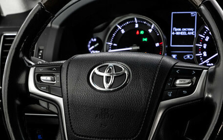 Toyota Land Cruiser 200, 2018 год, 5 399 000 рублей, 11 фотография