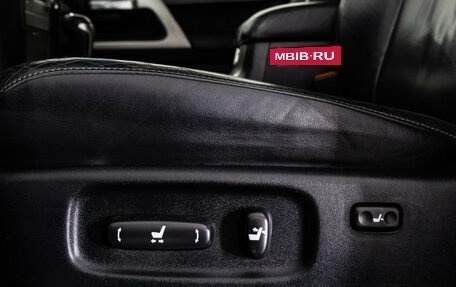 Toyota Land Cruiser 200, 2018 год, 5 399 000 рублей, 18 фотография