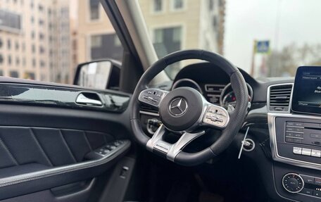 Mercedes-Benz GL-Класс, 2015 год, 3 300 000 рублей, 17 фотография