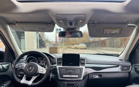 Mercedes-Benz GL-Класс, 2015 год, 3 300 000 рублей, 15 фотография