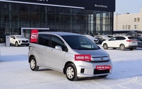 Honda Freed I, 2014 год, 927 000 рублей, 3 фотография