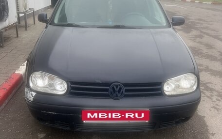 Volkswagen Golf IV, 2000 год, 310 000 рублей, 3 фотография