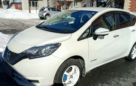 Nissan Note II рестайлинг, 2017 год, 1 050 000 рублей, 2 фотография