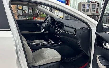 KIA K3, 2025 год, 2 067 000 рублей, 13 фотография