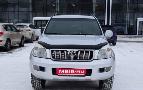 Toyota Land Cruiser Prado 120 рестайлинг, 2004 год, 1 747 000 рублей, 9 фотография