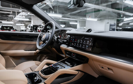 Porsche Cayenne III, 2025 год, 17 950 000 рублей, 3 фотография