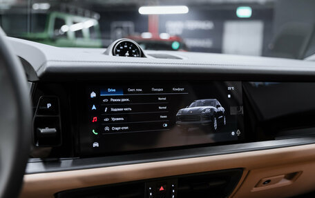 Porsche Cayenne III, 2025 год, 17 950 000 рублей, 28 фотография