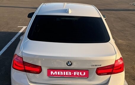 BMW 3 серия, 2018 год, 1 900 000 рублей, 9 фотография