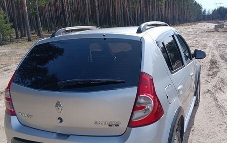 Renault Sandero I, 2013 год, 650 000 рублей, 4 фотография