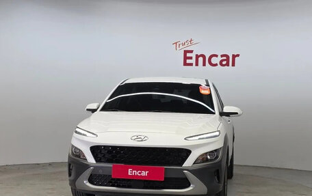 Hyundai Kona I, 2022 год, 1 769 000 рублей, 2 фотография