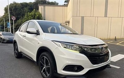 Honda Vezel, 2021 год, 1 280 000 рублей, 1 фотография