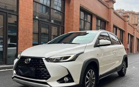 Toyota Yaris XP150 рестайлинг, 2022 год, 1 155 123 рублей, 1 фотография