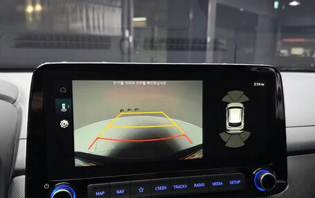 Hyundai Kona I, 2022 год, 1 781 000 рублей, 10 фотография