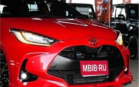 Toyota Yaris, 2022 год, 1 174 027 рублей, 3 фотография