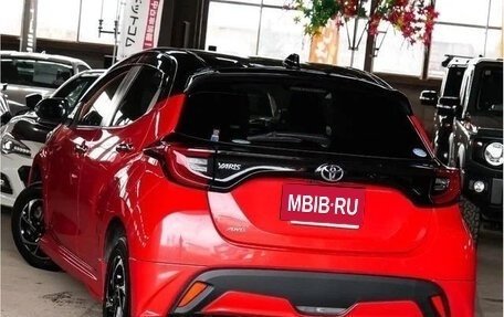 Toyota Yaris, 2022 год, 1 174 027 рублей, 7 фотография