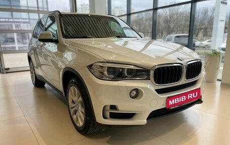 BMW X5, 2017 год, 3 080 000 рублей, 2 фотография