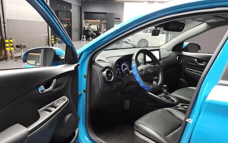 Hyundai Kona I, 2022 год, 1 550 000 рублей, 6 фотография