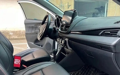 Toyota Yaris XP150 рестайлинг, 2022 год, 1 155 123 рублей, 7 фотография