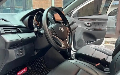 Toyota Yaris XP150 рестайлинг, 2022 год, 1 155 123 рублей, 6 фотография