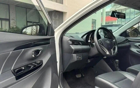 Toyota Yaris XP150 рестайлинг, 2022 год, 1 199 123 рублей, 11 фотография