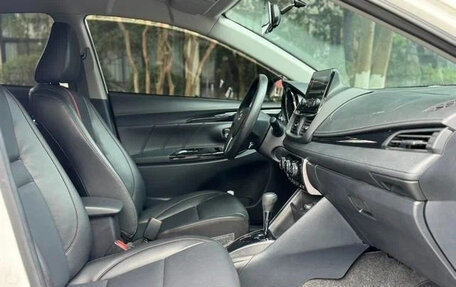 Toyota Yaris XP150 рестайлинг, 2022 год, 1 199 123 рублей, 14 фотография