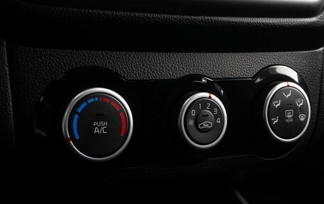 KIA Rio III рестайлинг, 2015 год, 1 099 000 рублей, 12 фотография