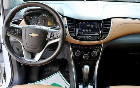 Chevrolet Trax, 2022 год, 1 320 000 рублей, 5 фотография