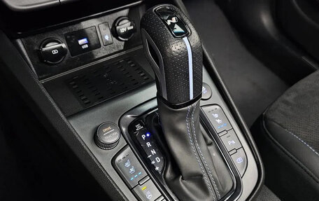 Hyundai Kona I, 2022 год, 2 381 000 рублей, 8 фотография