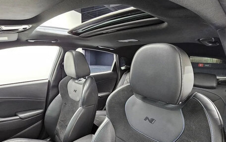 Hyundai Kona I, 2022 год, 2 381 000 рублей, 10 фотография