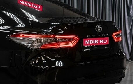 Toyota Camry, 2018 год, 3 021 000 рублей, 7 фотография
