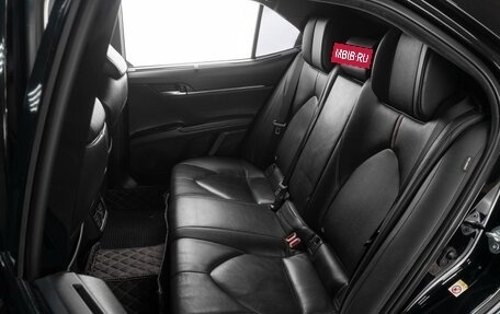 Toyota Camry, 2018 год, 3 021 000 рублей, 12 фотография