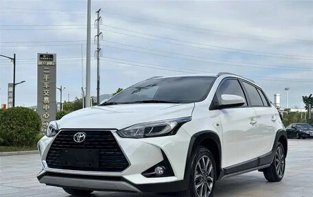 Toyota Yaris XP150 рестайлинг, 2022 год, 1 230 190 рублей, 1 фотография