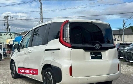 Toyota Sienta, 2022 год, 1 085 027 рублей, 9 фотография