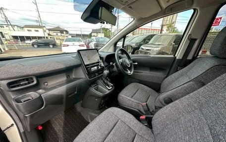 Toyota Sienta, 2022 год, 1 085 027 рублей, 14 фотография