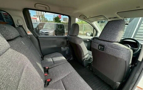 Toyota Sienta, 2022 год, 1 085 027 рублей, 27 фотография