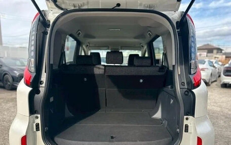 Toyota Sienta, 2022 год, 1 085 027 рублей, 29 фотография