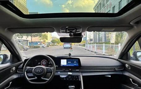 Hyundai Elantra, 2022 год, 1 190 190 рублей, 10 фотография