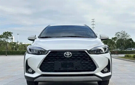 Toyota Yaris XP150 рестайлинг, 2022 год, 1 230 190 рублей, 2 фотография