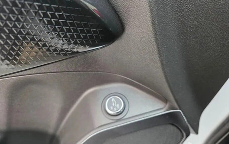 Chevrolet Trax, 2023 год, 1 690 190 рублей, 15 фотография