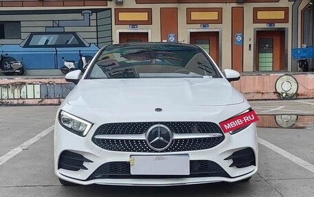 Mercedes-Benz A-Класс, 2022 год, 1 840 000 рублей, 2 фотография