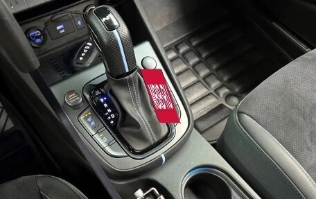 Hyundai Kona I, 2022 год, 2 445 000 рублей, 10 фотография