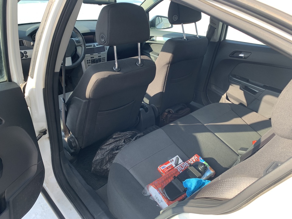 Opel Astra H рестайлинг, 2014 год, 700 000 рублей, 6 фотография