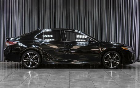 Toyota Camry, 2018 год, 2 839 000 рублей, 5 фотография