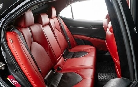 Toyota Camry, 2018 год, 2 839 000 рублей, 7 фотография